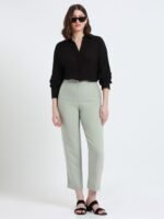 DL Woman Spread Collar Oversized Casual Shirt