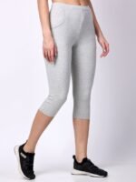 Floret Women Mid-Rise Regular Fit Capris