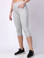 Floret Women Mid-Rise Regular Fit Capris