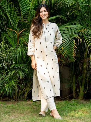 HOUSE OF JAMOTI Pikes Spades Cotton Kurta with Pant and Inner (Set of 3)