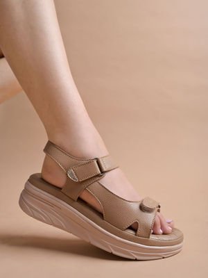 Shoetopia Comfortable Tan Doctor Sole Sandals for Women