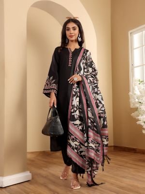 Varanga Thread Floral Embroidered Kurta with Pant and Dupatta (Set of 3)